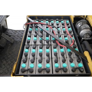 Caterpillar EP-25-K Electric forklift 2.50T 6.50M 2010  G174606