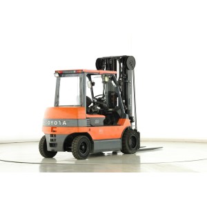 Toyota 7-FBMF-50 Електрически мотокар 5.00T 6.00M 2011  B174576