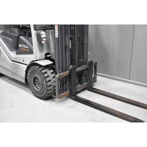 Still RX 70-22 T LPG forklift 2.20T 4.63M 2014  E56579