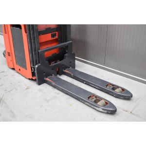 Linde D 12 AP Transpaleta electrica cu catarg 1.20T 2.01M 2020  T56544