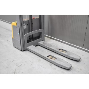 Jungheinrich EJC M10 Електрически палетни колички с мачта 1.00T 3.30M 2017  V56671