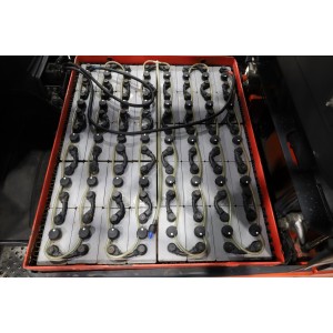 Linde E-25-L-01 Електрически мотокар 2.50T 4.76M 2015  H175357