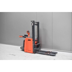 Linde L 14 AP Electric pallet truck with mast 1.40T 2.93M 2019  R56542