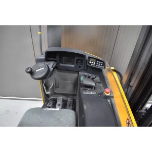 Jungheinrich ETV 320 Reach Truck 2.00T 10.40M 2016  B52451