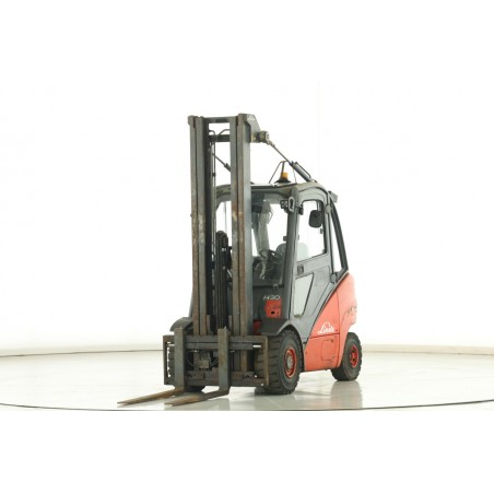 Linde H-30-D Дизелов мотокар 3.00T 6.40M 2004  O175039