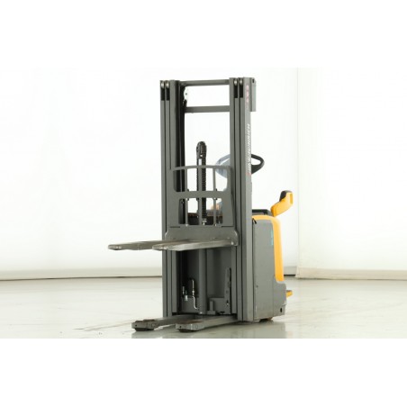 Jungheinrich ERC-214 Electric pallet truck with mast 1.40T 4.69M 2020  G175006