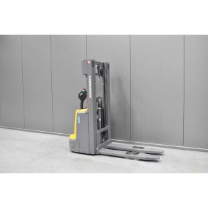 Jungheinrich EJC 112 Transpaleta electrica cu catarg 1.20T 4.09M 2019  A57200