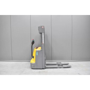 Jungheinrich EJC 112 Transpaleta electrica cu catarg 1.20T 4.09M 2019  A57200