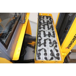 Etv c 20 JUNGHEINRICH Reach Truck 2.00T 4.70M 2010  OC63