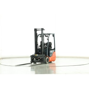 Toyota 8-FBE-15-T Electric forklift 1.50T 3.70M 2017  Y175299