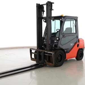 Toyota 02-8-FDF-30 Дизелов мотокар 3.00T 4.00M 2011  C175202