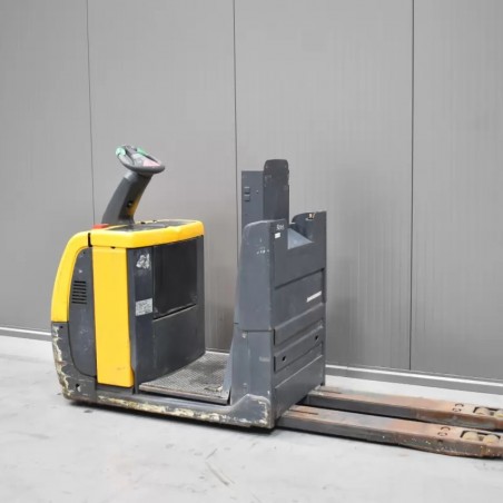 Jungheinrich ECE 220 HP  2.00T 0.20M 2012  D56303