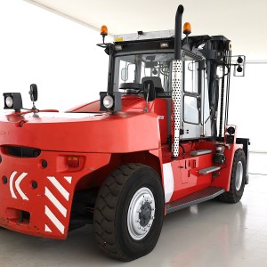 Kalmar DCE-160-12 Stivuitor diesel 16.00T 3.00M 2011  N175013