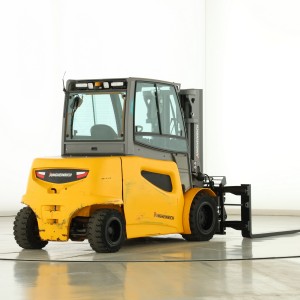 Jungheinrich EFGS-40-S Electric forklift 4.00T 4.15M 2019  T174994