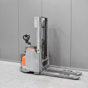 Toyota SWE 140 Transpaleta electrica cu catarg 1.40T 2.70M 2020  P57215