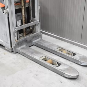 Toyota SWE 140 Електрически палетни колички с мачта 1.40T 2.70M 2020  P57215