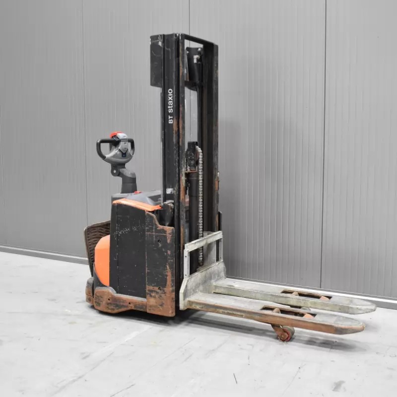 Toyota SWE 120L Electric pallet truck with mast 1.20T 2.70M 2019  T57219