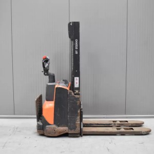 Toyota SWE 100 Electric pallet truck with mast 1.00T 1.40M 2019  Y57224