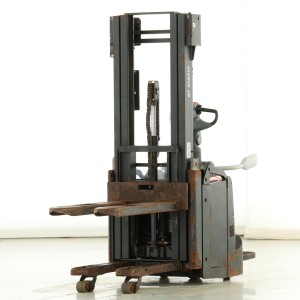 Toyota SPE-140-L Transpaleta electrica cu catarg 1.40T 4.50M 2023  E174554