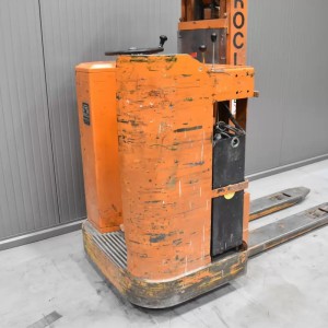 Rocla TT-12 Transpaleta electrica cu catarg 1.20T 2.45M  U57495