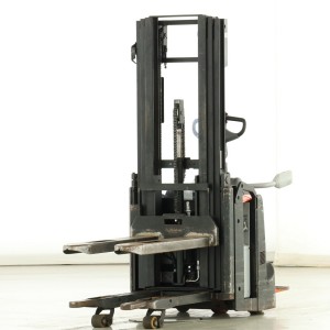 Toyota SPE-120-L Transpaleta electrica cu catarg 1.20T 4.15M 2022  N174063