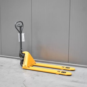 Jungheinrich AM 15I Transpaleta electrica  1.50T 0.20M 2023  D56128