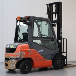 02-8fdf25 TOYOTA Stivuitor diesel 2.50T 4.50M 2012  OG14