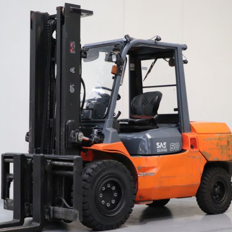 42-7fda50 TOYOTA Stivuitor diesel 5.00T 3.30M 2007  OB05