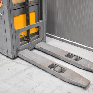 Jungheinrich EJC 112 N Електрически палетни колички с мачта 1.20T 2.90M 2017  Y53199