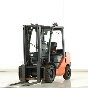 Toyota 52-8-FDF-30 Diesel forklift 3.00T 3.30M 2020  O175439