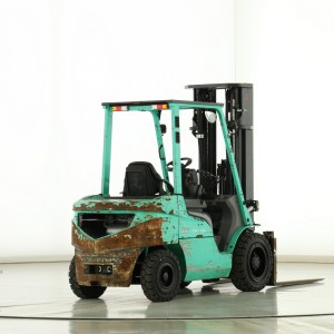 Mitsubishi FD-30-NT Дизелов мотокар 3.00T 5.50M 2015  D175853