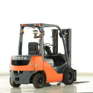 Toyota 62-8-FD-25 Дизелов мотокар 2.50T 3.00M 2017  L175486