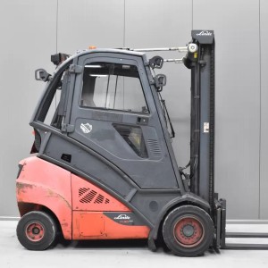 Linde H 30 T - 02 Stivuitor GPL 3.00T 4.35M 2014  Y57499