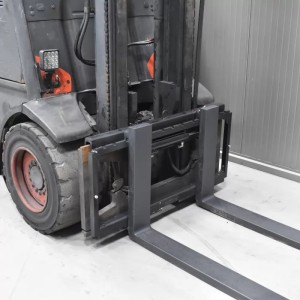 Linde H 30 T - 02 Stivuitor GPL 3.00T 4.35M 2014  Y57499