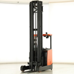 Bt RRE-250-E Reach Truck 2.50T 10.80M 2015  R176367