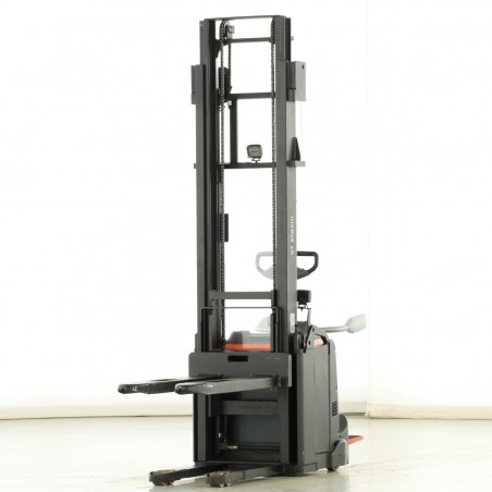 Toyota SPE-200 Електрически палетни колички с мачта 2.00T 3.95M 2016  J176184