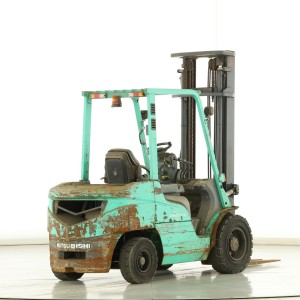 Mitsubishi FD-35-NT Дизелов мотокар 3.50T 4.00M 2014  O176089