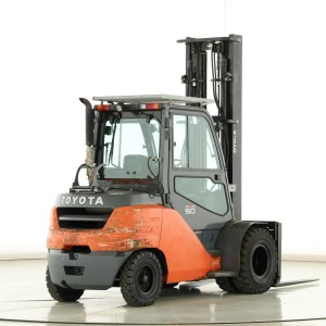 Toyota 8-FG-45-N Stivuitor GPL 4.50T 5.00M 2016  P175965