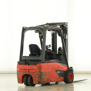 Linde E-18-L-02 Stivuitor electric 1.80T 4.62M 2019  U171770