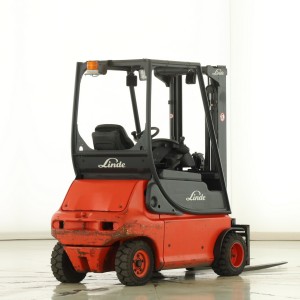 Linde E-20-P-02 Електрически мотокар 2.00T 3.00M 2005  W171472