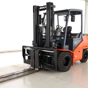 Toyota 8-FBMHT-70 Stivuitor electric 7.00T 3.51M 2014  C176377