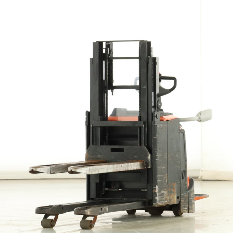 Bt SPE-200-DN Transpaleta electrica cu catarg 2.00T 1.75M 2016  V173746