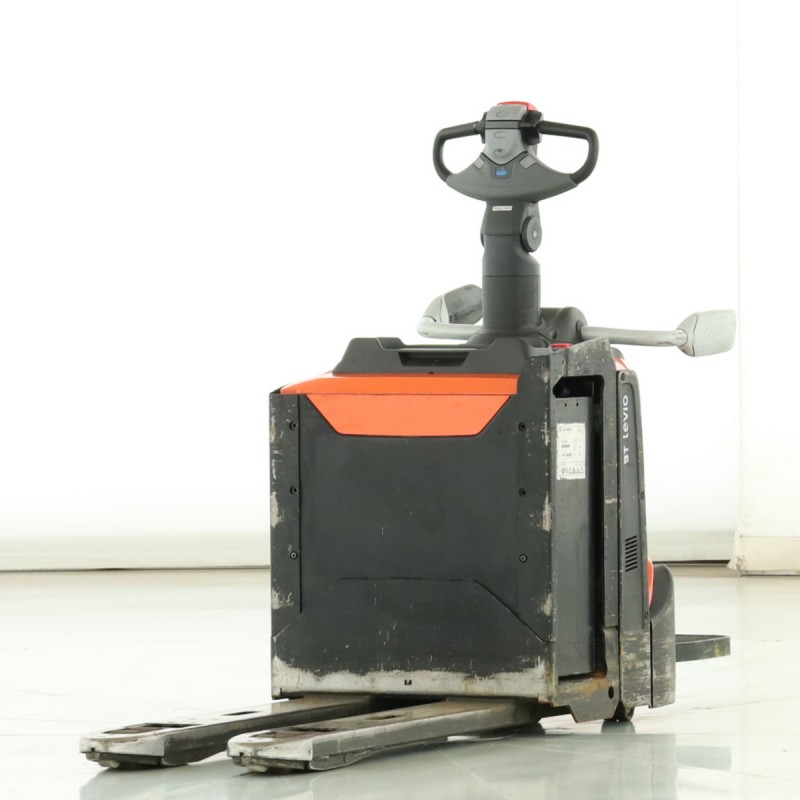 Toyota LPE-200 Transpaleta electrica  2.00T 2020  N175813