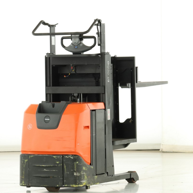 Toyota OSE-100 Reach Truck 1.00T 1.88M 2021  O176339