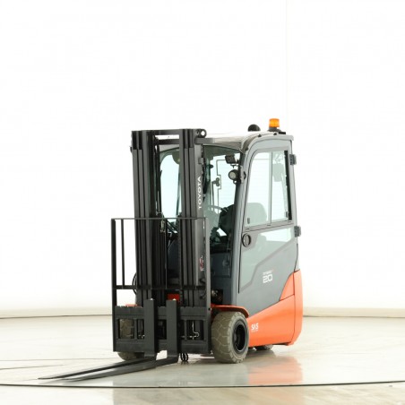 Toyota 8-FBE-20-T Electric forklift 2.00T 4.50M 2017  A176150
