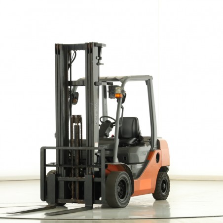 Toyota 02-8-FD-25 Stivuitor diesel 2.50T 6.00M 2006  L174711