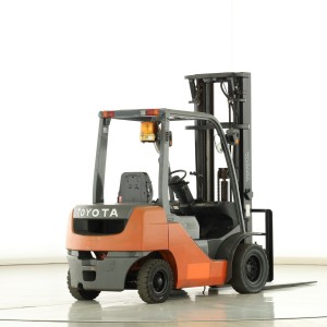 Toyota 02-8-FD-25 Дизелов мотокар 2.50T 6.00M 2006  L174711