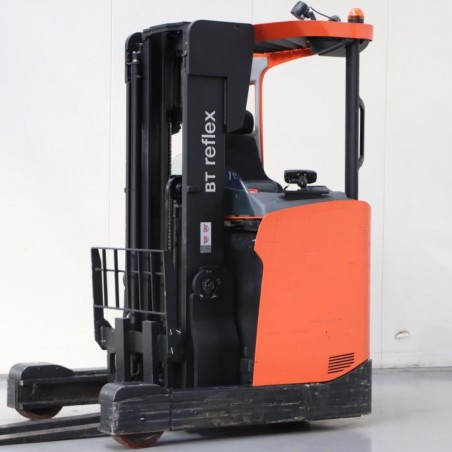 Rre140h TOYOTA Reach Truck 1.40T 4.90M 2017  OH87