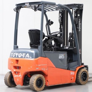 8fbm20t TOYOTA Електрически мотокар 2.00T 4.70M 2020  OJ09