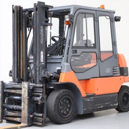 7fbmf45 TOYOTA Electric forklift 4.50T 3.30M 2012  OJ04